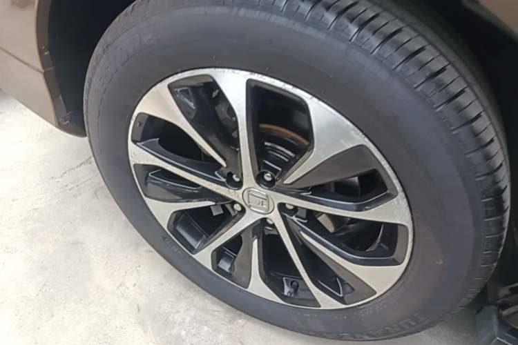 Used Honda Avancier 2017 240TURBO Two-Wheel Drive Comfort Version Right Rear Wheel Hub