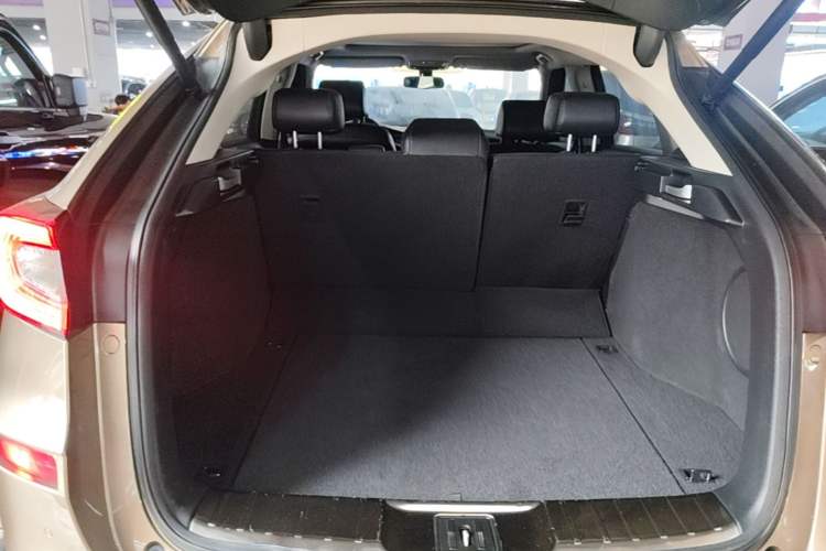 Used Honda Avancier 2017 240TURBO Two-Wheel Drive Comfort Version Trunk