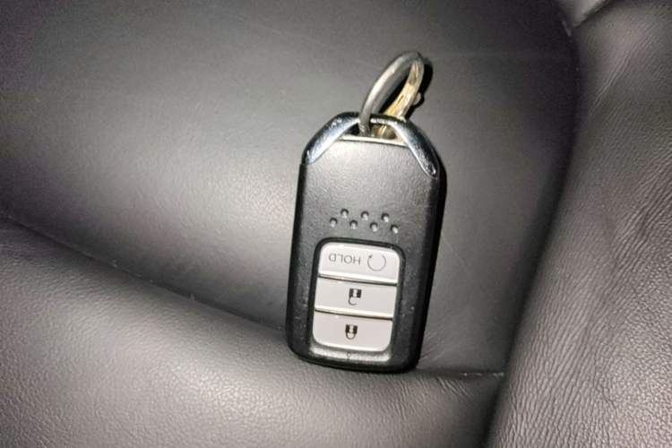 Used Honda Avancier 2017 240TURBO Two-Wheel Drive Comfort Version Vehicle Key