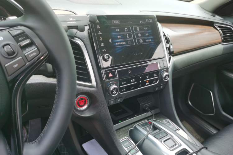 Used Honda Avancier 2017 370TURBO Four-Wheel Drive Prestige Edition Audio And AC Panel
