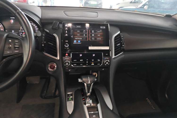 Used Honda Avancier 2017 240TURBO Two-Wheel Drive Luxury Edition Audio And AC Panel