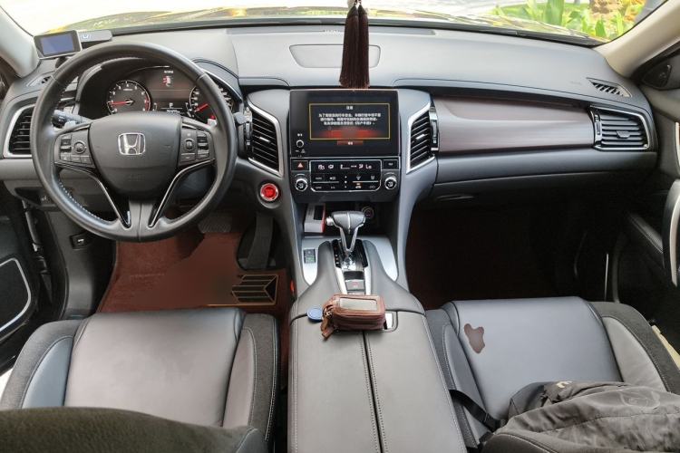 Used Honda Avancier 2017 240TURBO Two-Wheel Drive Comfort Version Center Console