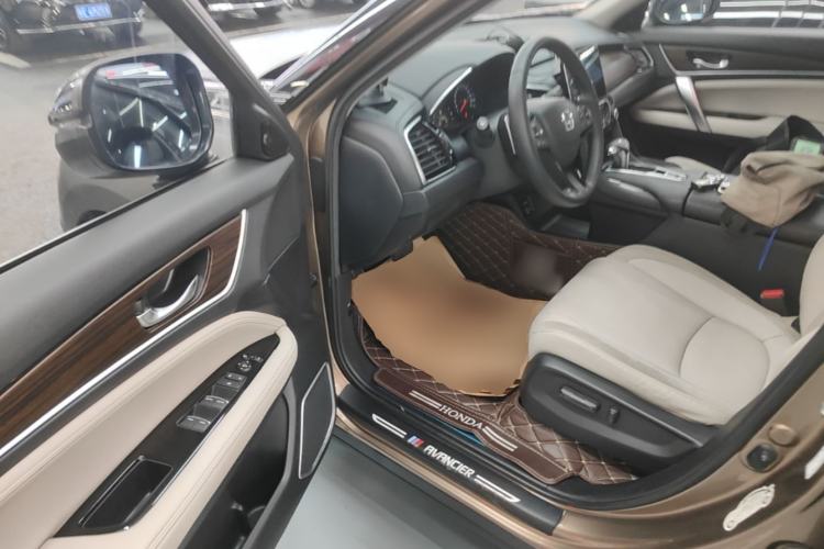 Used Honda Avancier 2017 240TURBO Two-Wheel Drive Luxury Edition Driver Seat
