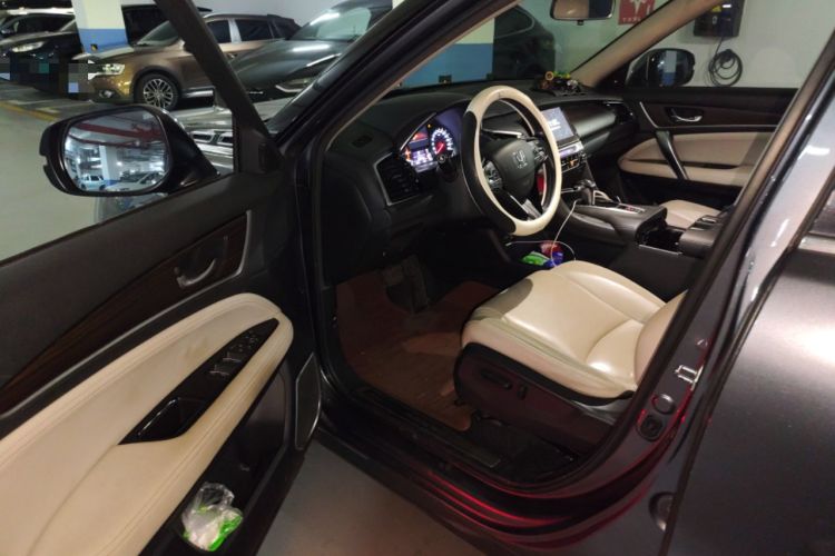 Used Honda Avancier 2017 240TURBO Two-Wheel Drive Luxury Edition Driver Seat