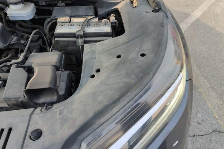 Used Honda Avancier 2017 240TURBO Two-Wheel Drive Luxury Edition Engine Bay Left