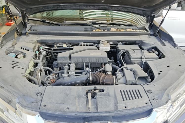 Used Honda Avancier 2017 240TURBO Two-Wheel Drive Premium Edition Engine Bay