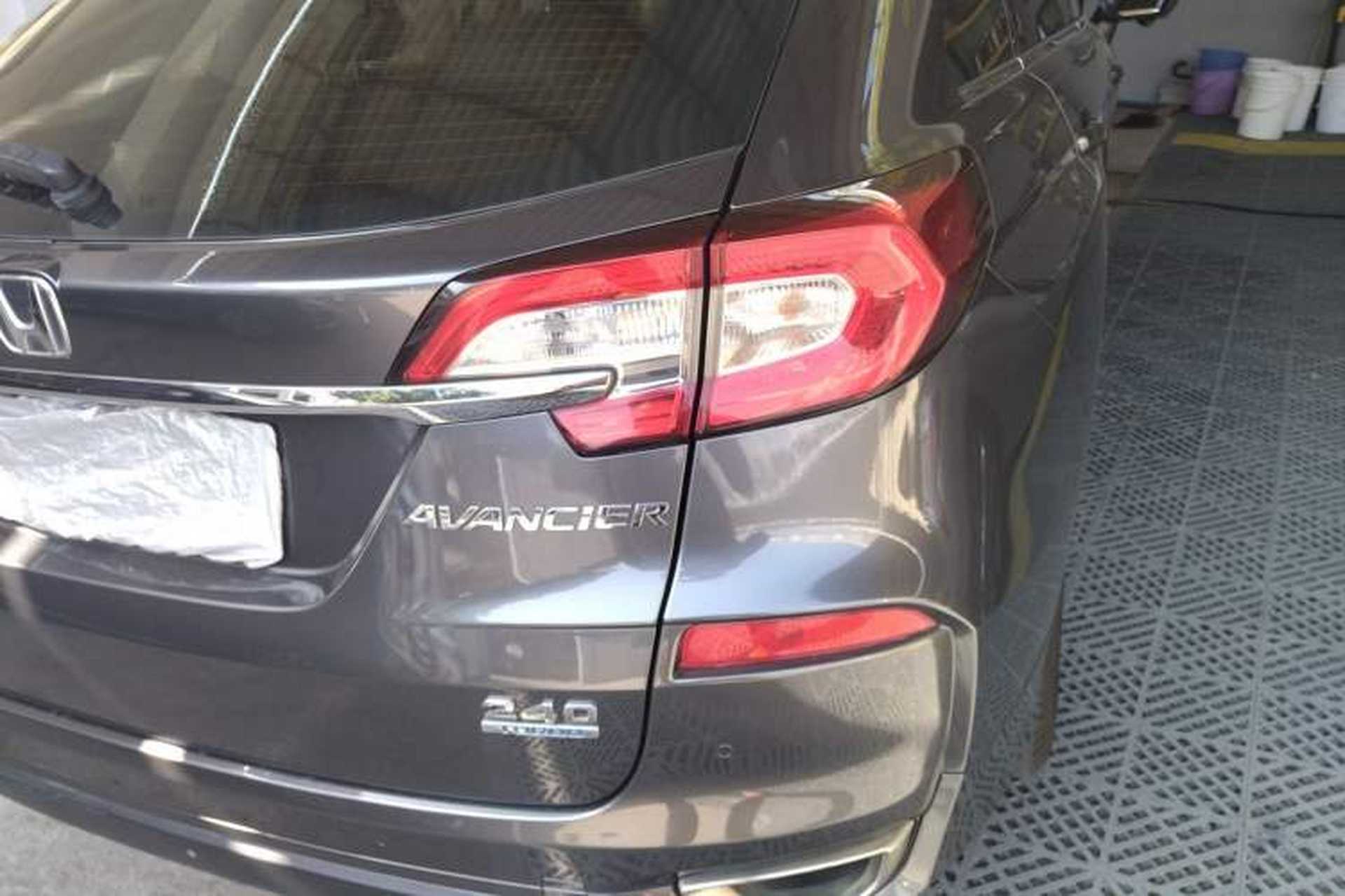 Used Honda Avancier 2017 240TURBO Two-Wheel Drive Premium Edition Exterior 3