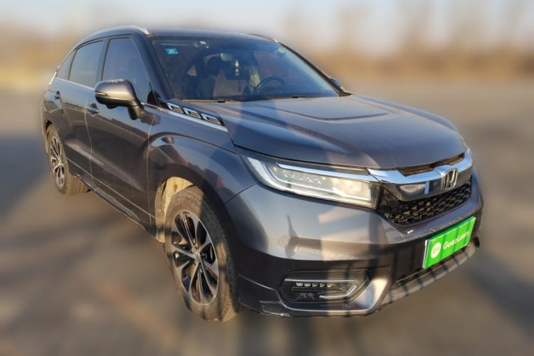 Used Honda Avancier 2017 240TURBO Two-Wheel Drive Premium Edition Front Right 45 Deg