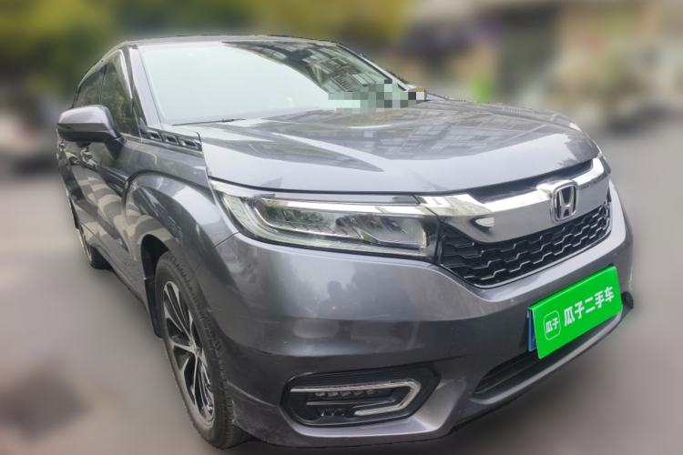 Used Honda Avancier 2017 240TURBO Two-Wheel Drive Premium Edition Front Right 45 Deg