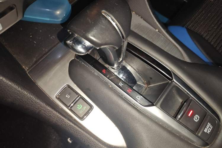 Used Honda Avancier 2017 240TURBO Two-Wheel Drive Luxury Edition Gear Lever