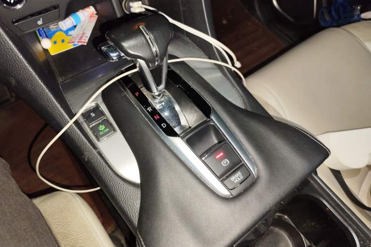 Used Honda Avancier 2017 240TURBO Two-Wheel Drive Luxury Edition Gear Lever