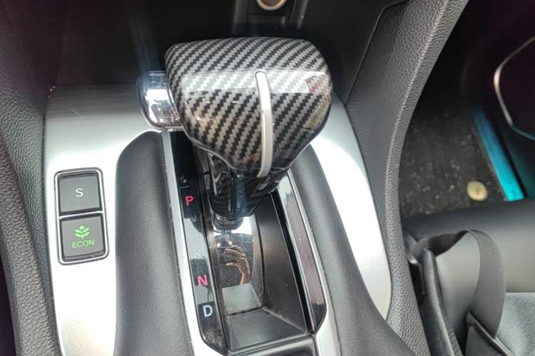 Used Honda Avancier 2017 240TURBO Two-Wheel Drive Comfort Version Gear Lever