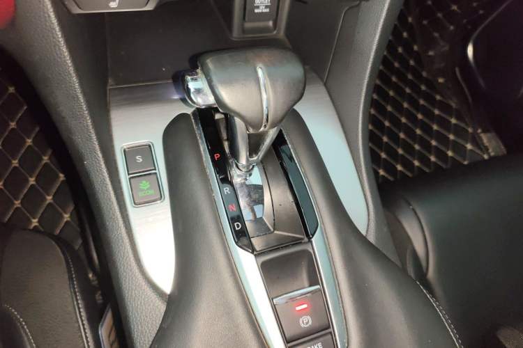 Used Honda Avancier 2017 240TURBO Two-Wheel Drive Premium Edition Gear Lever