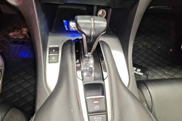 Used Honda Avancier 2017 240TURBO Two-Wheel Drive Comfort Version Gear Lever