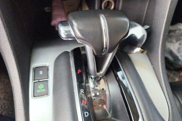 Used Honda Avancier 2017 240TURBO Two-Wheel Drive Luxury Edition Gear Lever