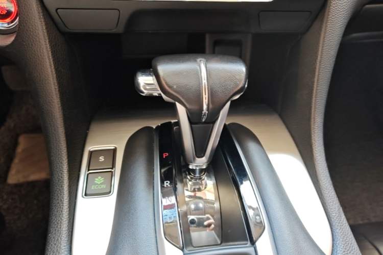 Used Honda Avancier 2017 240TURBO Two-Wheel Drive Comfort Version Gear Lever