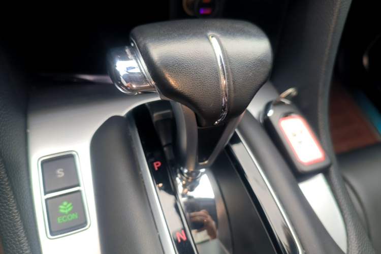 Used Honda Avancier 2017 240TURBO Two-Wheel Drive Comfort Version Gear Lever