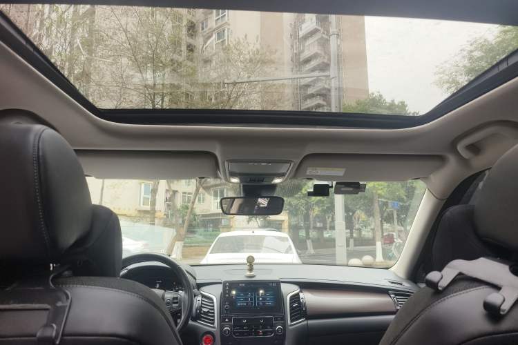 Used Honda Avancier 2017 240TURBO Two-Wheel Drive Premium Edition Headliner