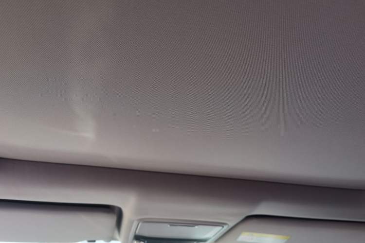 Used Honda Avancier 2017 240TURBO Two-Wheel Drive Premium Edition Headliner