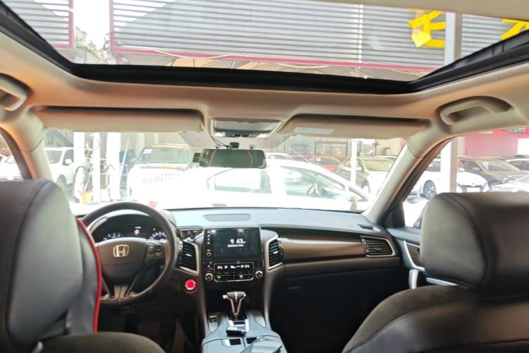 Used Honda Avancier 2017 240TURBO Two-Wheel Drive Comfort Version Headliner