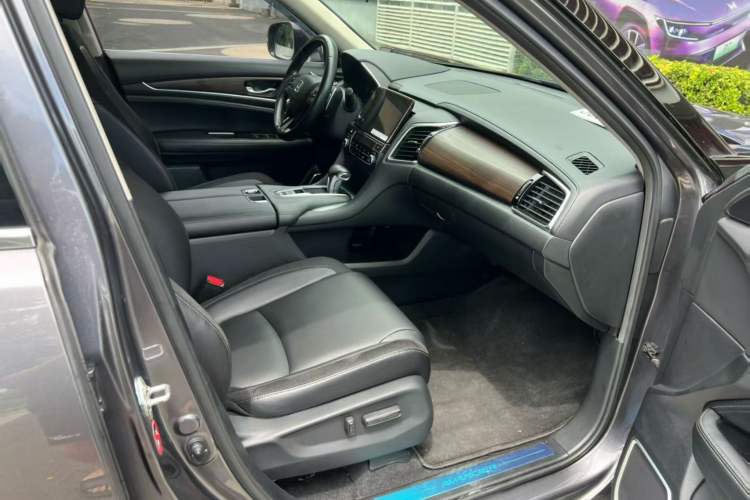 Used Honda Avancier 2017 240TURBO Two-Wheel Drive Luxury Edition Interior 2