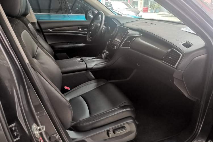 Used Honda Avancier 2017 240TURBO Two-Wheel Drive Luxury Edition Interior 3
