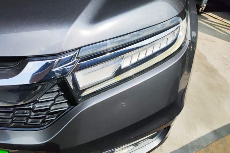 Used Honda Avancier 2017 240TURBO Two-Wheel Drive Premium Edition Left Front Headlight