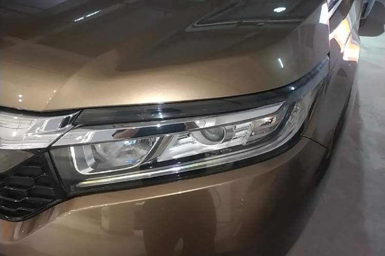 Used Honda Avancier 2017 240TURBO Two-Wheel Drive Luxury Edition Left Front Headlight