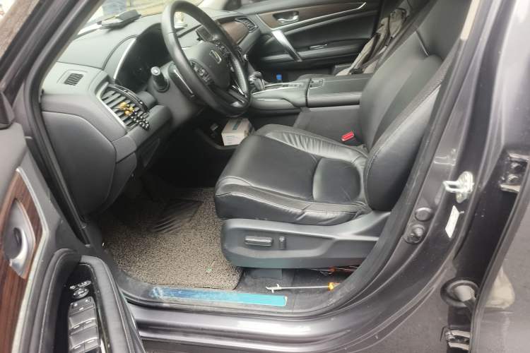 Used Honda Avancier 2017 240TURBO Two-Wheel Drive Premium Edition Left Front Seat