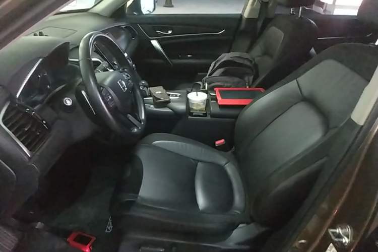 Used Honda Avancier 2017 240TURBO Two-Wheel Drive Luxury Edition Left Front Seat