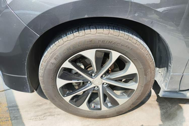 Used Honda Avancier 2017 240TURBO Two-Wheel Drive Premium Edition Left Front Wheel Hub