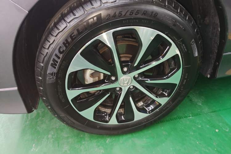 Used Honda Avancier 2017 240TURBO Two-Wheel Drive Premium Edition Left Front Wheel Hub