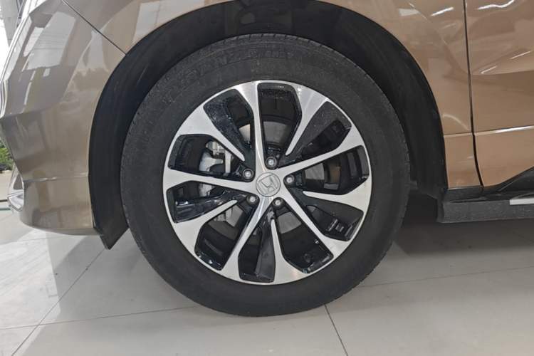 Used Honda Avancier 2017 240TURBO Two-Wheel Drive Premium Edition Left Front Wheel Hub