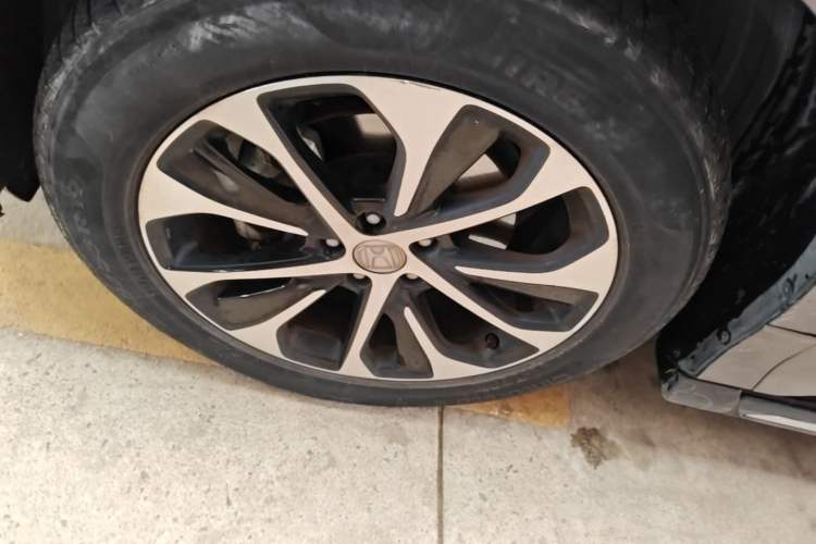 Used Honda Avancier 2017 240TURBO Two-Wheel Drive Comfort Version Left Front Wheel Hub