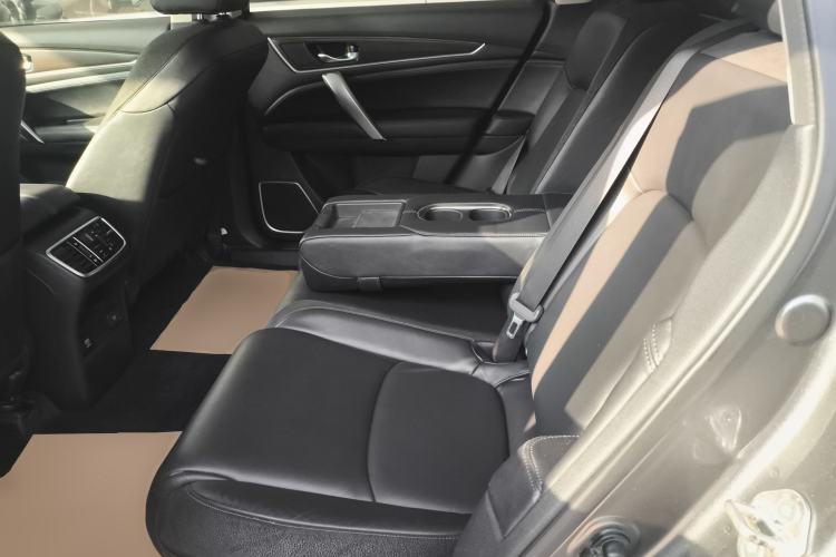 Used Honda Avancier 2017 240TURBO Two-Wheel Drive Premium Edition Left Rear Seat