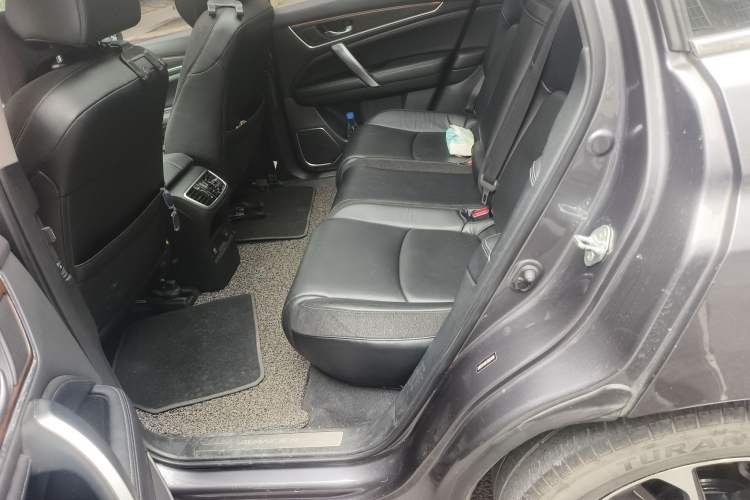 Used Honda Avancier 2017 240TURBO Two-Wheel Drive Premium Edition Left Rear Seat