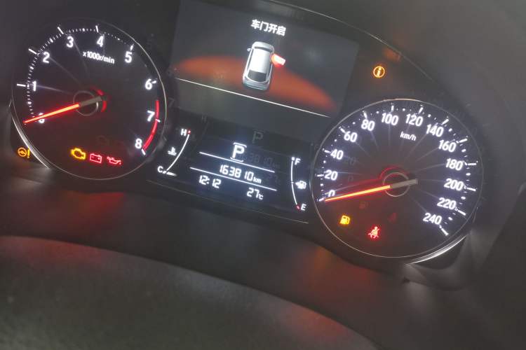 Used Honda Avancier 2017 240TURBO Two-Wheel Drive Luxury Edition Odometer Close Up