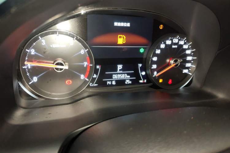 Used Honda Avancier 2017 240TURBO Two-Wheel Drive Premium Edition Odometer Close Up