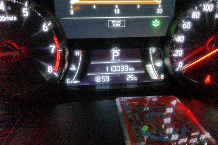 Used Honda Avancier 2017 240TURBO Two-Wheel Drive Premium Edition Odometer Close Up
