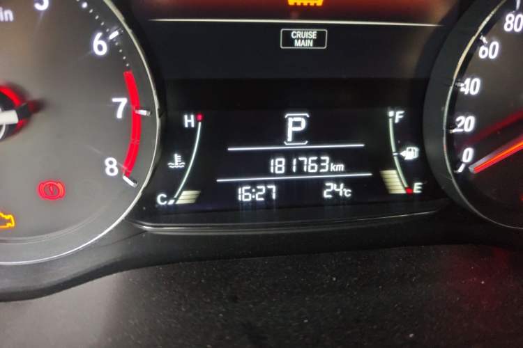 Used Honda Avancier 2017 240TURBO Two-Wheel Drive Luxury Edition Odometer Close Up