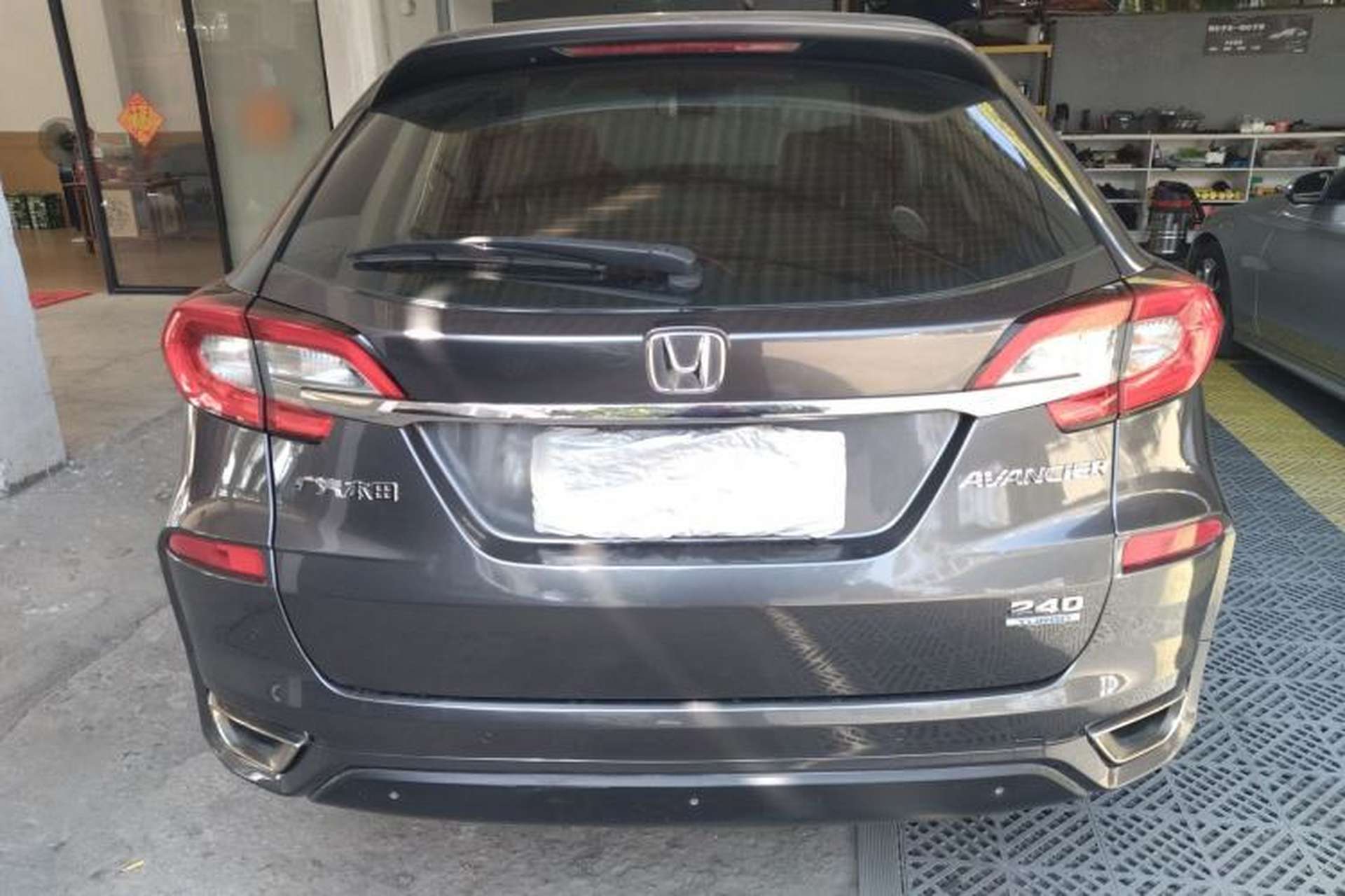 Used Honda Avancier 2017 240TURBO Two-Wheel Drive Premium Edition Rear