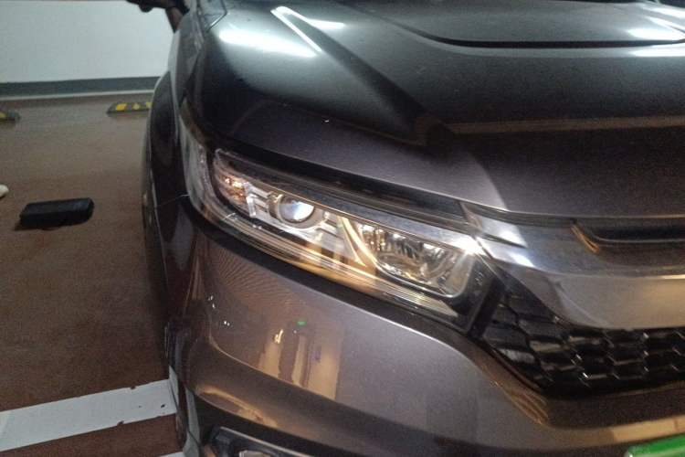 Used Honda Avancier 2017 240TURBO Two-Wheel Drive Luxury Edition Right Front Headlight