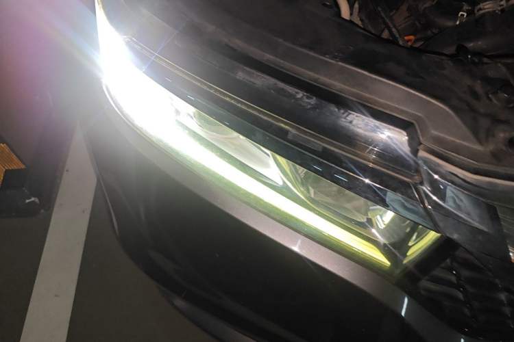 Used Honda Avancier 2017 240TURBO Two-Wheel Drive Luxury Edition Right Front Headlight