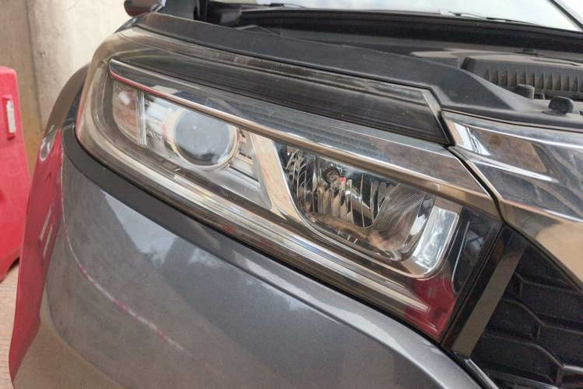 Used Honda Avancier 2017 240TURBO Two-Wheel Drive Luxury Edition Right Front Headlight