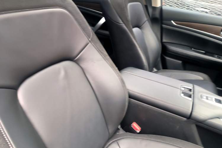 Used Honda Avancier 2017 240TURBO Two-Wheel Drive Comfort Version Right Front Seat