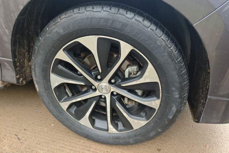Used Honda Avancier 2017 240TURBO Two-Wheel Drive Luxury Edition Right Front Wheel Hub