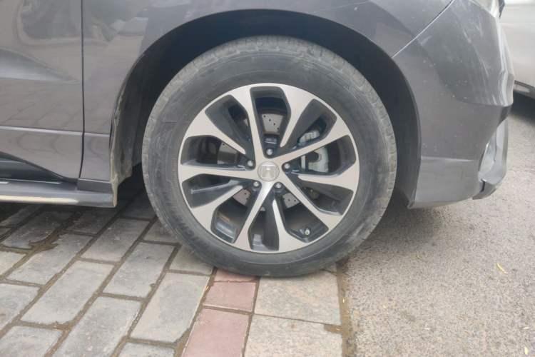 Used Honda Avancier 2017 240TURBO Two-Wheel Drive Luxury Edition Right Front Wheel Hub