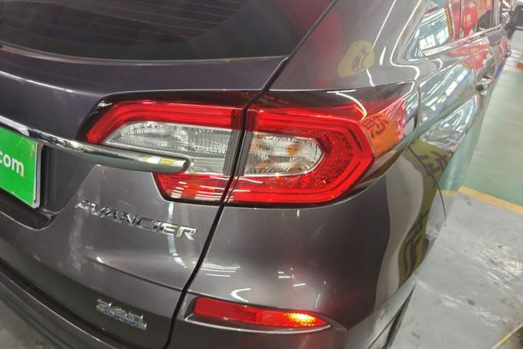 Used Honda Avancier 2017 240TURBO Two-Wheel Drive Premium Edition Right Rear Taillight