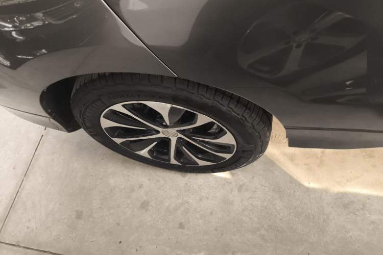 Used Honda Avancier 2017 240TURBO Two-Wheel Drive Premium Edition Right Rear Wheel Hub