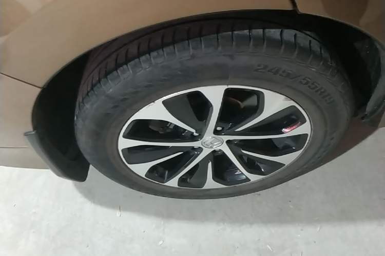 Used Honda Avancier 2017 240TURBO Two-Wheel Drive Luxury Edition Right Rear Wheel Hub